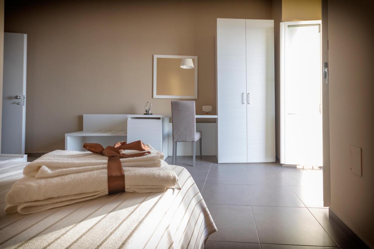 Al Duomo B&B อามันเตีย ภายนอก รูปภาพ